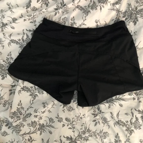 LULULEMON shorts - Picture 2 of 3